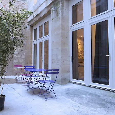 Ausone Beautiful Loft In Historical Center + Terrace And Parking Appartement